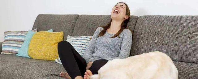 幼犬为何喜欢咬主人？（了解幼犬咬主人的原因以及如何应对）