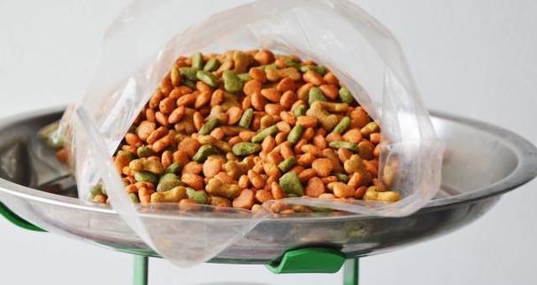 不吃狗粮，狗狗还能吃什么？（狗狗的食谱大揭秘，营养全靠这些！）